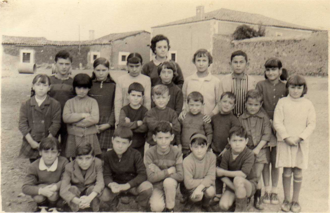 Villar de Argañán: Alumnos de su escuela en 1968
