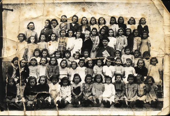 Alameda 1942: Niñas de 6 a 12 años